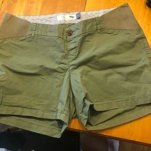 Maternity shorts